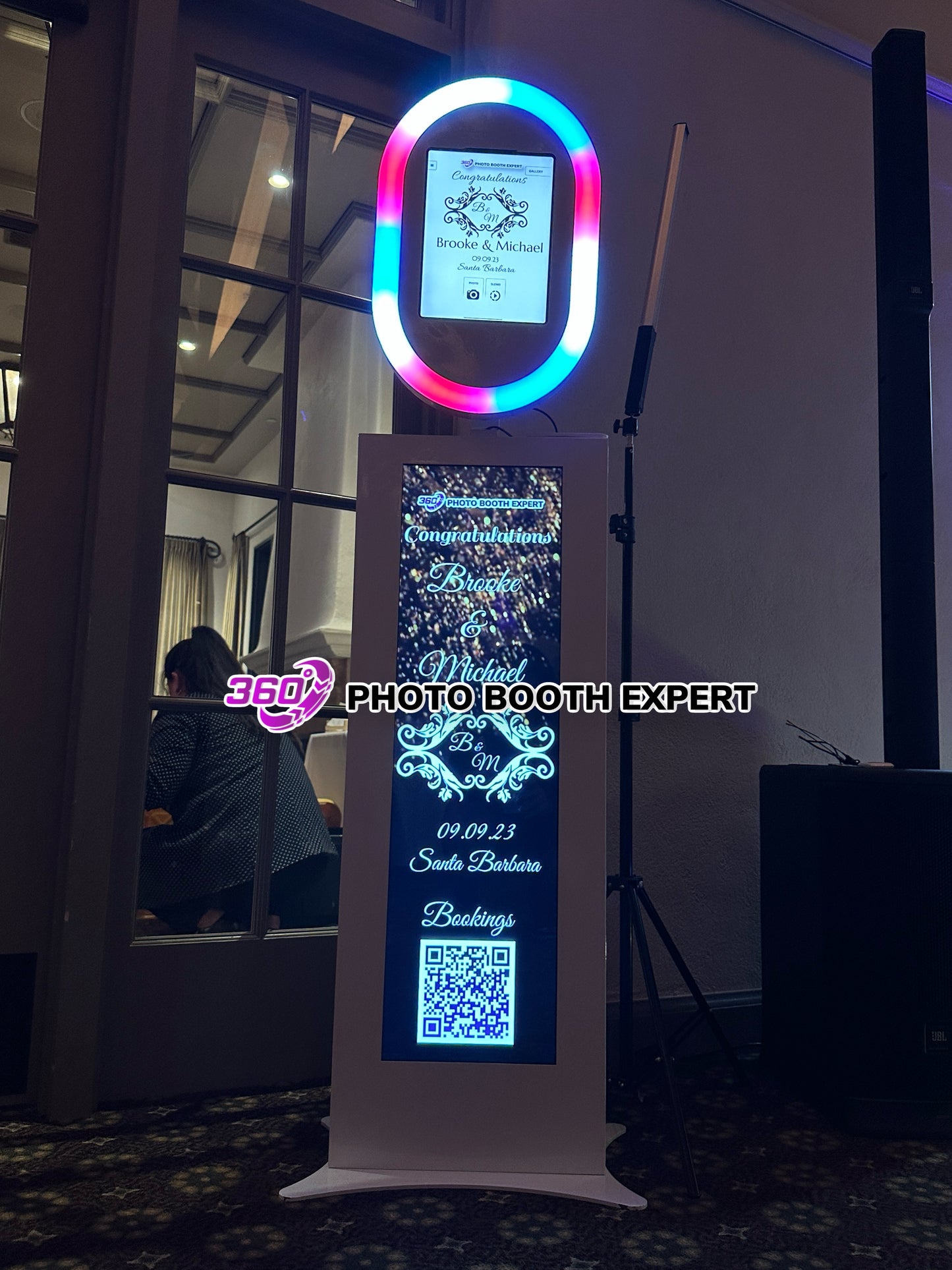 iP DIVINE Photo Booth